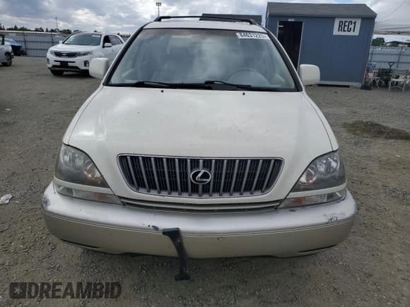 ✅ 2000 Lexus RX 300 • VIN: JT6GF10U3Y0070536 • Лот: 84631225. Опубликован ранее на Copart с пробегом 274 838 миль. Бесплатный доступ к архиву аукционных продаж из США и подробный отчёт об истории автомобиля на DreamBid. Изображение 5.