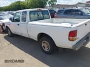 ✅ 1996 Ford Ranger XL • VIN: 1FTCR14A3TPA79901 • Lot: 42974846. Wystawiony na IAAI z przebiegiem 205 773 mil. Bezpłatny archiwum sprzedaży aukcyjnych z USA i szczegółowy raport historii pojazdu na DreamBid. Zdjęcie 3.