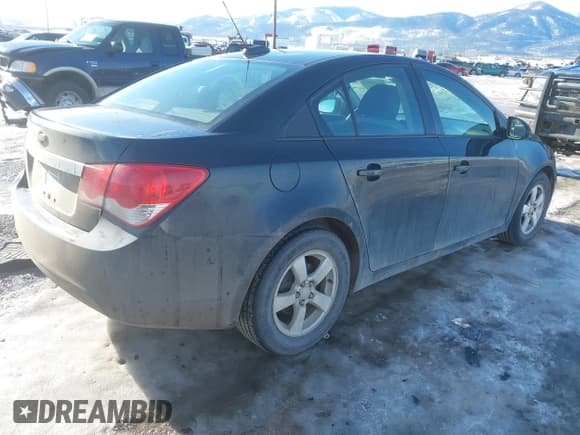 ✅ 2016 Chevrolet Cruze LS • VIN: 1G1PB5SG0G7179621 • Lot: 41620877. Listed on IAAI with 124,236 mi. Free auction sales archive from the USA and detailed vehicle history report at DreamBid. Image 4.