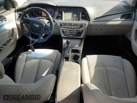 ✅ 2016 Hyundai Sonata • VIN: KMHE14L24GA021568 • Лот: 66530895. Опубликован ранее на Copart с пробегом Не указан. Бесплатный доступ к архиву аукционных продаж из США и подробный отчёт об истории автомобиля на DreamBid. Изображение 8.