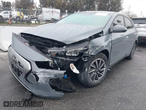 ✅ 2020 Hyundai Ioniq Limited • VIN: KMHC85LJ3LU061195 • Lot: 41919783. Listed on IAAI with 29,889 mi. Free auction sales archive from the USA and detailed vehicle history report at DreamBid. Image 17.