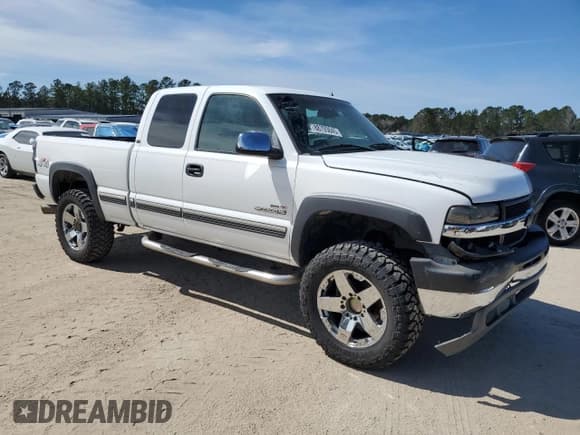 ✅ 2002 Chevrolet Silverado 2500HD LS • VIN: 1GCHK29182E137164 • Лот: 88793645. Опубликован ранее на Copart с пробегом 277 096 миль. Бесплатный доступ к архиву аукционных продаж из США и подробный отчёт об истории автомобиля на DreamBid. Изображение 4.
