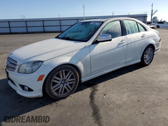 ✅ 2009 Mercedes-Benz C 300 Sport • VIN: WDDGF54X29F237526 • Лот: 93507175. Опубликован ранее на Copart с пробегом 68 010 миль. Бесплатный доступ к архиву аукционных продаж из США и подробный отчёт об истории автомобиля на DreamBid. Изображение 1.