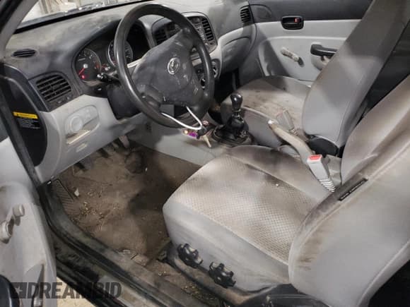 ✅ 2008 Hyundai Accent GS • VIN: KMHCM36CX8U095235 • Лот: 67148804. Опубликован ранее на Copart с пробегом 108 939 миль. Бесплатный доступ к архиву аукционных продаж из США и подробный отчёт об истории автомобиля на DreamBid. Изображение 7.