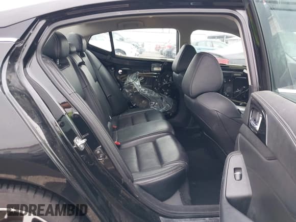 ✅ 2017 Nissan Maxima SV • VIN: 1N4AA6AP8HC444601 • Лот: 41777190. Опубликован ранее на IAAI с пробегом 96 488 миль. Бесплатный доступ к архиву аукционных продаж из США и подробный отчёт об истории автомобиля на DreamBid. Изображение 8.