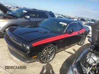 ✅ 2013 Dodge Challenger R/T Plus • VIN: 2C3CDYBT4DH612344 • Lot: 79023054. Wystawiony na Copart z przebiegiem Nie podano. Bezpłatny archiwum sprzedaży aukcyjnych z USA i szczegółowy raport historii pojazdu na DreamBid. Zdjęcie 1.