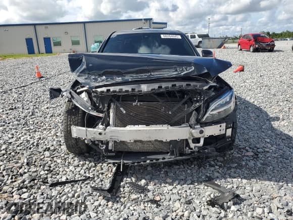 ✅ 2019 Mercedes-Benz C 300 • VIN: 55SWF8DB4KU291298 • Лот: 68284645. Опубликован ранее на Copart с пробегом 52 420 миль. Бесплатный доступ к архиву аукционных продаж из США и подробный отчёт об истории автомобиля на DreamBid. Изображение 5.