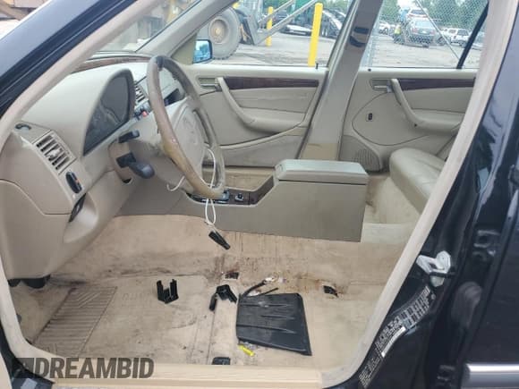 ✅ 1998 Mercedes-Benz C 230/260/280/320 • VIN: WDBHA23G1WA629126 • Lot: 60023465. Wystawiony na Copart z przebiegiem Nie podano. Bezpłatny archiwum sprzedaży aukcyjnych z USA i szczegółowy raport historii pojazdu na DreamBid. Zdjęcie 7.