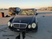 ✅ 2003 Mercedes-Benz CLK 320 • VIN: WDBLK65GX3T144205 • Lot: 92627495. Wystawiony na Copart z przebiegiem 142 399 mil. Bezpłatny archiwum sprzedaży aukcyjnych z USA i szczegółowy raport historii pojazdu na DreamBid. Zdjęcie 14.