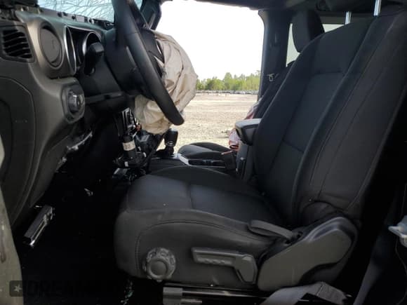 ✅ 2018 Jeep Wrangler Sport S • VIN: 1C4GJXAG7JW242430 • Lot: 52570545. Listed on Copart with 63,314 mi. Free auction sales archive from the USA and detailed vehicle history report at DreamBid. Image 7.