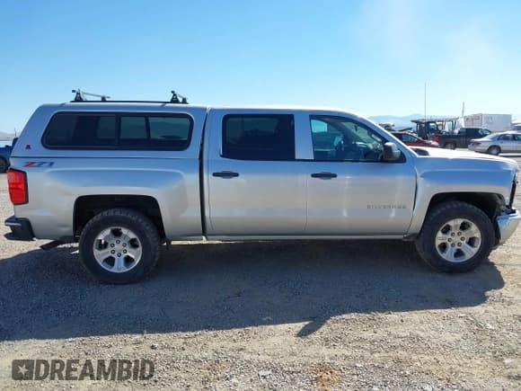 ✅ 2014 Chevrolet Silverado 1500 LT • VIN: 3GCUKREC0EG566018 • Lot: 43278389. Wystawiony na IAAI z przebiegiem 137 437 mil. Bezpłatny archiwum sprzedaży aukcyjnych z USA i szczegółowy raport historii pojazdu na DreamBid. Zdjęcie 13.