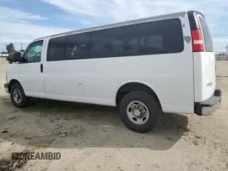 2007 Chevrolet Express Passenger с VIN 1GAHG39U871121524, выставлен на аукционе Copart как лот 47237625 с пробегом 273 963 миль миль и Чистый • Clean title. История ставок и продаж доступна на DreamBid. Изображение 2.