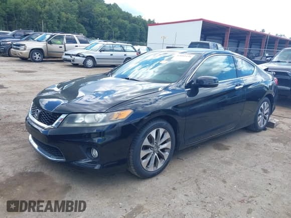 ✅ 2014 Honda Accord EX-L • VIN: 1HGCT1B8XEA011250 • Lot: 43092438. Listed on IAAI with 166,420 mi. Free auction sales archive from the USA and detailed vehicle history report at DreamBid. Image 19.