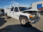 ✅ 2005 GMC Sierra 1500 • VIN: 1GDHC23215F894447 • Лот: 85680264. Опубликован ранее на Copart с пробегом 270 936 миль. Бесплатный доступ к архиву аукционных продаж из США и подробный отчёт об истории автомобиля на DreamBid. Изображение 4.