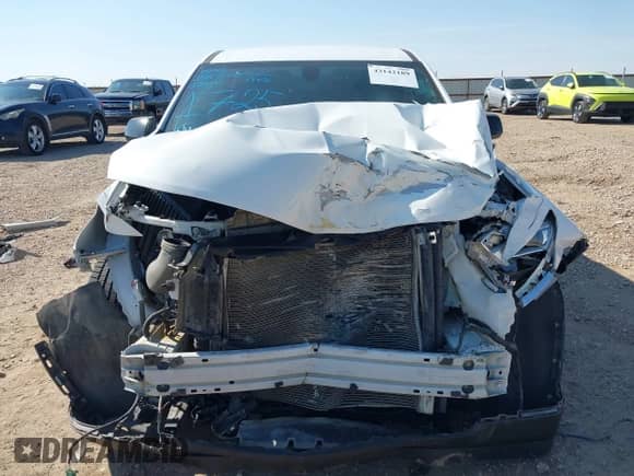 2019 Chevrolet Traverse LS with VIN 1GNERFKW5KJ121725, listed as a IAAI auction lot 43142189 with Not provided miles and . Bid and sale history available at DreamBid. Image 12.