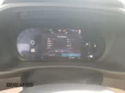 ✅ 2025 Volvo XC40 Plus Bright Theme • VIN: YV4L12UE6S2547385 • Lot: 54303065. Wystawiony na Copart z przebiegiem 3 158 mil. Bezpłatny archiwum sprzedaży aukcyjnych z USA i szczegółowy raport historii pojazdu na DreamBid. Zdjęcie 9.