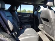 ✅ 2017 Ford Explorer Platinum • VIN: 1FM5K8HT8HGD09906 • Lot: 86313585. Wystawiony na Copart z przebiegiem 42 378 mil. Bezpłatny archiwum sprzedaży aukcyjnych z USA i szczegółowy raport historii pojazdu na DreamBid. Zdjęcie 11.