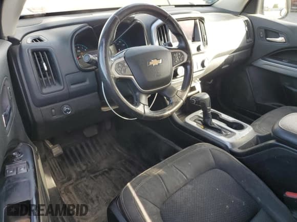 ✅ 2020 Chevrolet Colorado 2WD LT • VIN: 1GCHSCEA3L1214012 • Lot: 92412255. Wystawiony na Copart z przebiegiem 85 035 mil. Bezpłatny archiwum sprzedaży aukcyjnych z USA i szczegółowy raport historii pojazdu na DreamBid. Zdjęcie 8.