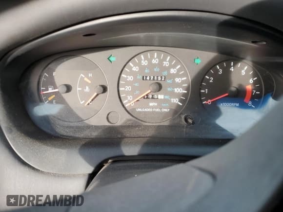 ✅ 1993 Geo Prizm • VIN: 1Y1SK5387PZ044239 • Lot: 86178134. Listed on Copart with 147,152 mi. Free auction sales archive from the USA and detailed vehicle history report at DreamBid. Image 9.