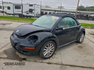 ✅ 2008 Volkswagen Beetle SE • VIN: 3VWRF31Y18M419671 • Lot: 95992845. Listed on Copart with 140,244 mi. Free auction sales archive from the USA and detailed vehicle history report at DreamBid. Image 1.