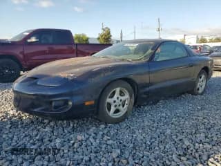 ✅ 1998 Pontiac Firebird Firebird • VIN: 2G2FS22K2W2214594 • Lot: 82562695. Wystawiony na Copart z przebiegiem Nie podano. Bezpłatny archiwum sprzedaży aukcyjnych z USA i szczegółowy raport historii pojazdu na DreamBid. Zdjęcie 1.