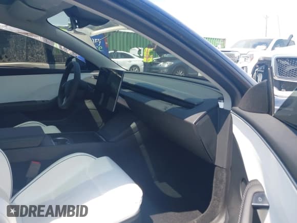 ✅ 2024 Tesla Model 3 Performance • VIN: 5YJ3E1ET9RF881934 • Лот: 42017087. Опубликован ранее на IAAI с пробегом 9 635 миль. Бесплатный доступ к архиву аукционных продаж из США и подробный отчёт об истории автомобиля на DreamBid. Изображение 5.