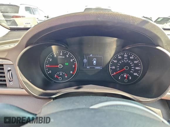 ✅ 2018 Kia Optima S • VIN: 5XXGT4L3XJG230891 • Lot: 95421465. Wystawiony na Copart z przebiegiem 109 694 mil. Bezpłatny archiwum sprzedaży aukcyjnych z USA i szczegółowy raport historii pojazdu na DreamBid. Zdjęcie 9.