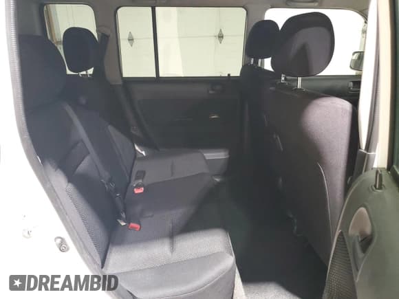 ✅ 2004 Scion xB • VIN: JTLKT334440131569 • Лот: 85730225. Опубликован ранее на Copart с пробегом 174 316 миль. Бесплатный доступ к архиву аукционных продаж из США и подробный отчёт об истории автомобиля на DreamBid. Изображение 11.