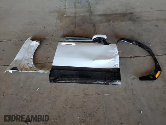 ✅ 2025 Hyundai Santa Fe Calligraphy • VIN: 5NMP54G11SH033596 • Lot: 92098125. Listed on Copart with 6,219 mi. Free auction sales archive from the USA and detailed vehicle history report at DreamBid. Image 13.