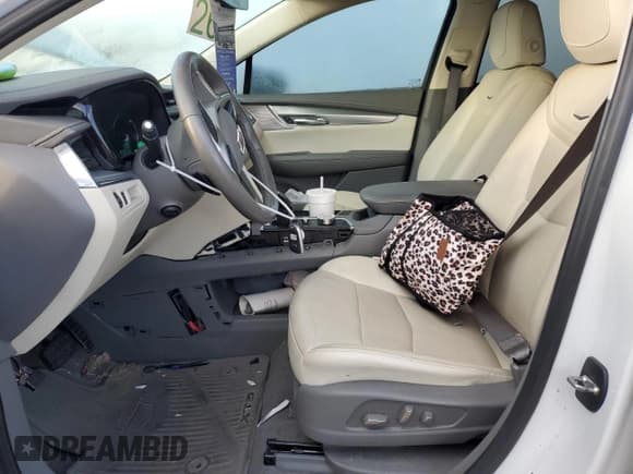 ✅ 2020 Cadillac XT5 Premium Luxury FWD • VIN: 1GYKNCR46LZ230119 • Лот: 41782375. Опубликован ранее на Copart с пробегом 77 711 миль. Бесплатный доступ к архиву аукционных продаж из США и подробный отчёт об истории автомобиля на DreamBid. Изображение 7.