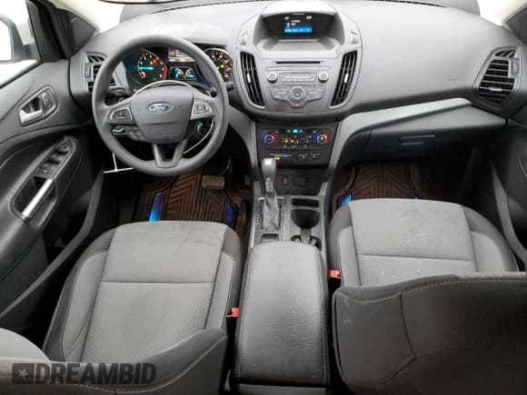 ✅ 2017 Ford Escape SE • VIN: 1FMCU0GD9HUD26468 • Lot: 93526705. Wystawiony na Copart z przebiegiem 89 076 mil. Bezpłatny archiwum sprzedaży aukcyjnych z USA i szczegółowy raport historii pojazdu na DreamBid. Zdjęcie 8.