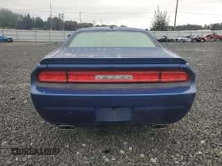 2010 Dodge Challenger R/T Classic z VIN 2B3CJ5DT4AH283822, wystawiony jako Copart lot #71835214 z przebiegiem 118 390 mil mil oraz Czysty tytuł • Clean title. Historia ofert i sprzedaży dostępna na DreamBid. Obrazek 6.