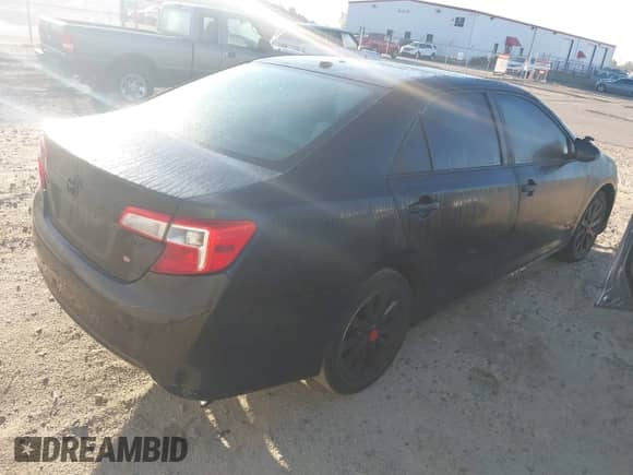 2013 Toyota Camry L with VIN 4T4BF1FK7DR281400, listed as a IAAI auction lot 43511876 with 225,930 mi miles and . Bid and sale history available at DreamBid. Image 4.