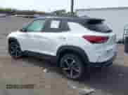 2022 Chevrolet TrailBlazer RS с VIN KL79MUSL7NB132465, выставлен на аукционе IAAI как лот 43342712 с пробегом 23 212 миль миль и . История ставок и продаж доступна на DreamBid. Изображение 3.