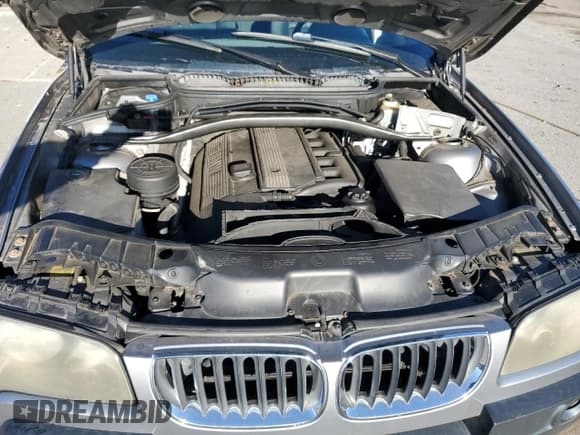 ✅ 2004 BMW X3 2.5i • VIN: WBXPA73404WC42220 • Lot: 85002795. Listed on Copart with 123,501 mi. Free auction sales archive from the USA and detailed vehicle history report at DreamBid. Image 12.