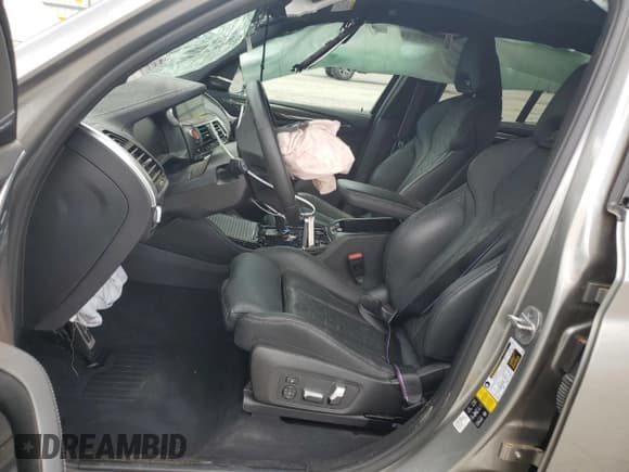 ✅ 2021 BMW X3 M • VIN: 5YMTS0C06M9G84583 • Lot: 63706565. Wystawiony na Copart z przebiegiem 17 658 mil. Bezpłatny archiwum sprzedaży aukcyjnych z USA i szczegółowy raport historii pojazdu na DreamBid. Zdjęcie 7.