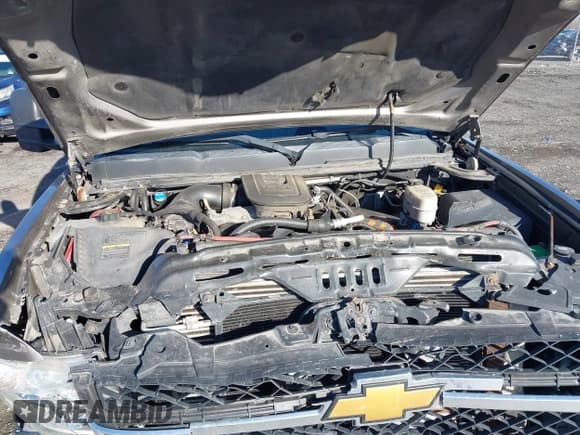 ✅ 2014 Chevrolet Silverado 2500HD LTZ • VIN: 1GC1KYC87EF135639 • Лот: 41490310. Опубликован ранее на IAAI с пробегом 201 405 миль. Бесплатный доступ к архиву аукционных продаж из США и подробный отчёт об истории автомобиля на DreamBid. Изображение 10.