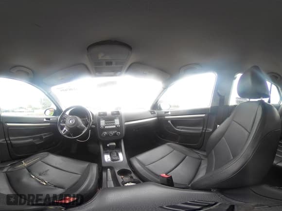 ✅ 2010 Volkswagen Jetta Limited Edition • VIN: 3VWAZ7AJ3AM096583 • Lot: 42487699. Listed on IAAI with 194,527 mi. Free auction sales archive from the USA and detailed vehicle history report at DreamBid. Image 18.