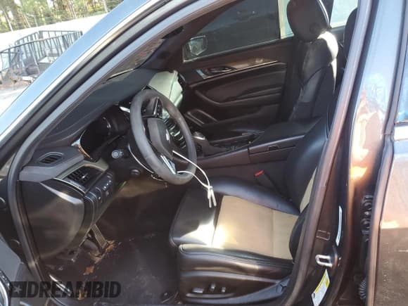 ✅ 2017 Cadillac CTS-V • VIN: 1G6A15S68H0197417 • Лот: 88972795. Опубликован ранее на Copart с пробегом 54 823 миль. Бесплатный доступ к архиву аукционных продаж из США и подробный отчёт об истории автомобиля на DreamBid. Изображение 7.