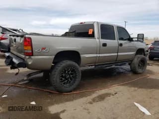 ✅ 2002 GMC Sierra 1500HD SLE • VIN: 1GTGK13U02F212409 • Lot: 48890625. Wystawiony na Copart z przebiegiem 295 938 mil. Bezpłatny archiwum sprzedaży aukcyjnych z USA i szczegółowy raport historii pojazdu na DreamBid. Zdjęcie 3.