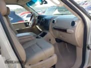 ✅ 2006 Ford Expedition Limited • VIN: 1FMFU19596LA41183 • Lot: 41741089. Listed on IAAI with 228,653 mi. Free auction sales archive from the USA and detailed vehicle history report at DreamBid. Image 5.