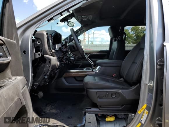 ✅ 2025 Chevrolet Silverado 2500HD LT • VIN: 2GC4KNEY6S1143968 • Lot: 69781745. Wystawiony na Copart z przebiegiem 20 570 mil. Bezpłatny archiwum sprzedaży aukcyjnych z USA i szczegółowy raport historii pojazdu na DreamBid. Zdjęcie 7.