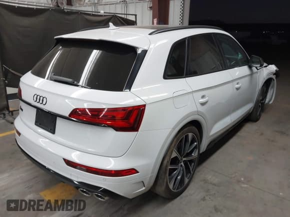 ✅ 2021 Audi SQ5 Premium Plus • VIN: WA1B4AFY3M2044742 • Лот: 43411133. Опубликован ранее на IAAI с пробегом 66 044 миль. Бесплатный доступ к архиву аукционных продаж из США и подробный отчёт об истории автомобиля на DreamBid. Изображение 4.