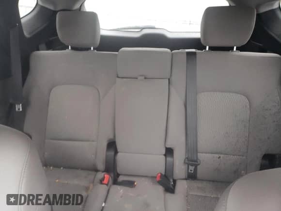 ✅ 2018 Hyundai Santa Fe 2.4L • VIN: 5NMZTDLB3JH107936 • Lot: 45400993. Wystawiony na Copart z przebiegiem Nie podano mil. Skorzystaj z bezpłatnego archiwum sprzedaży aukcyjnych z USA i zobacz szczegółowy raport historii pojazdu na DreamBid. Zdjęcie 10.