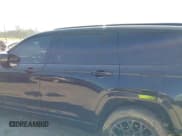 ✅ 2024 Jeep Grand Cherokee Summit • VIN: 1C4RJKEG2R8530510 • Lot: 42156009. Listed on IAAI with 21,640 mi. Free auction sales archive from the USA and detailed vehicle history report at DreamBid. Image 14.