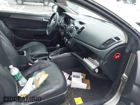 ✅ 2011 Kia Forte SX • VIN: KNAFW6A30B5366709 • Lot: 43869241. Listed on IAAI with 142,704 mi. Free auction sales archive from the USA and detailed vehicle history report at DreamBid. Image 5.