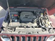 ✅ 2021 Jeep Wrangler Unlimited Sahara • VIN: 1C4JJXP68MW676512 • Lot: 84299235. Wystawiony na Copart z przebiegiem 93 367 mil. Bezpłatny archiwum sprzedaży aukcyjnych z USA i szczegółowy raport historii pojazdu na DreamBid. Zdjęcie 12.