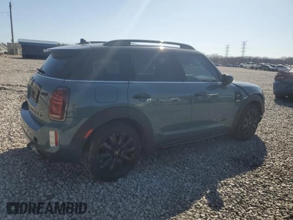 ✅ 2024 MINI Countryman Cooper S • VIN: WMZ83BR08R3S05750 • Lot: 47879955. Listed on Copart with 20,456 mi. Free auction sales archive from the USA and detailed vehicle history report at DreamBid. Image 3.