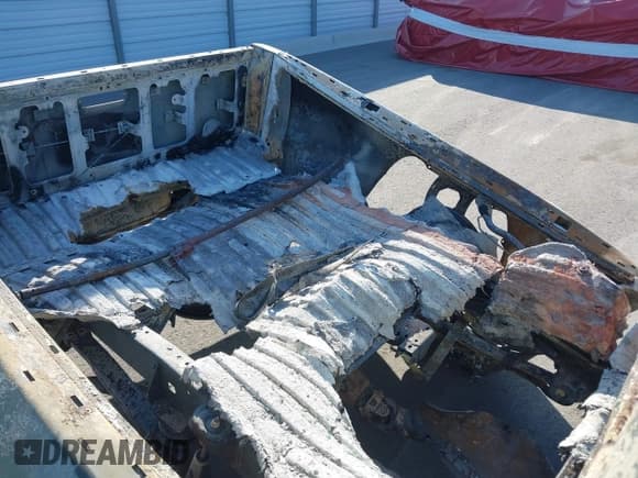 ✅ 2013 Toyota Tacoma • VIN: 5TFTX4CN7DX022243 • Lot: 41772673. Wystawiony na IAAI z przebiegiem Nie podano. Bezpłatny archiwum sprzedaży aukcyjnych z USA i szczegółowy raport historii pojazdu na DreamBid. Zdjęcie 8.