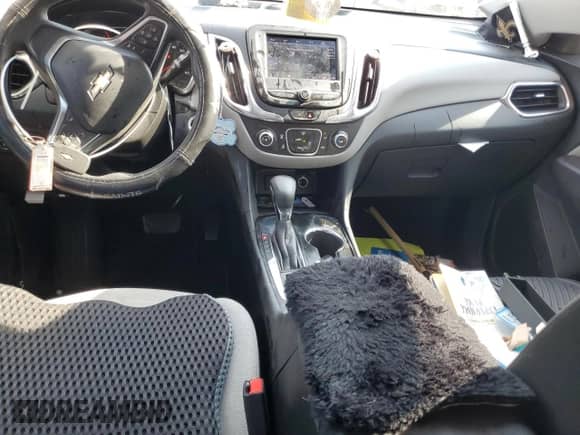 2022 Chevrolet Equinox LT with VIN 2GNAXKEV4N6136329, listed as a Copart auction lot 70987345 with 93,126 mi miles and Salvage title. Bid and sale history available at DreamBid. Image 8.